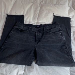 Women’s GAP used distressed black jeans